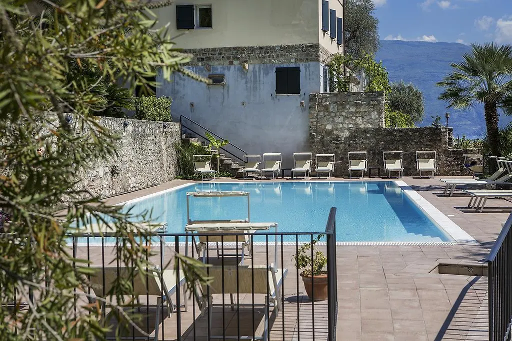 Appartamenti Livia Gargnano Apartman