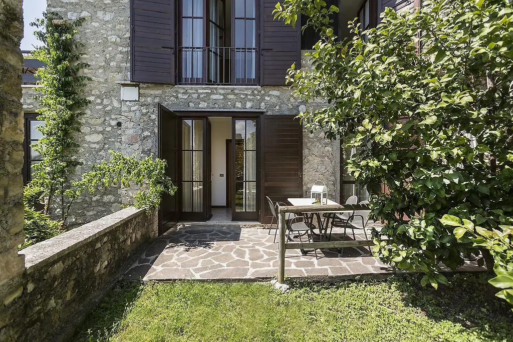 Appartamenti Livia Gargnano Apartman